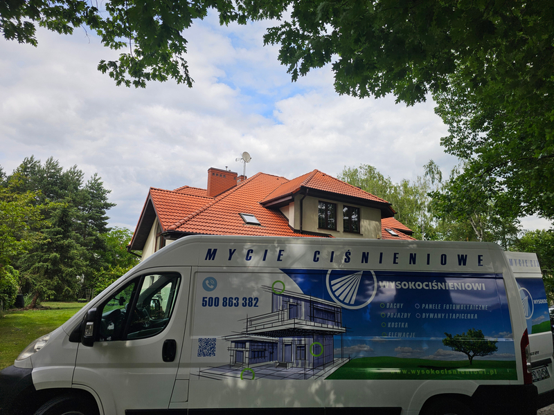 Zdjęcie na okładce dla Mycie elewacji, dachów, kostki - Wysokociśnieniowi